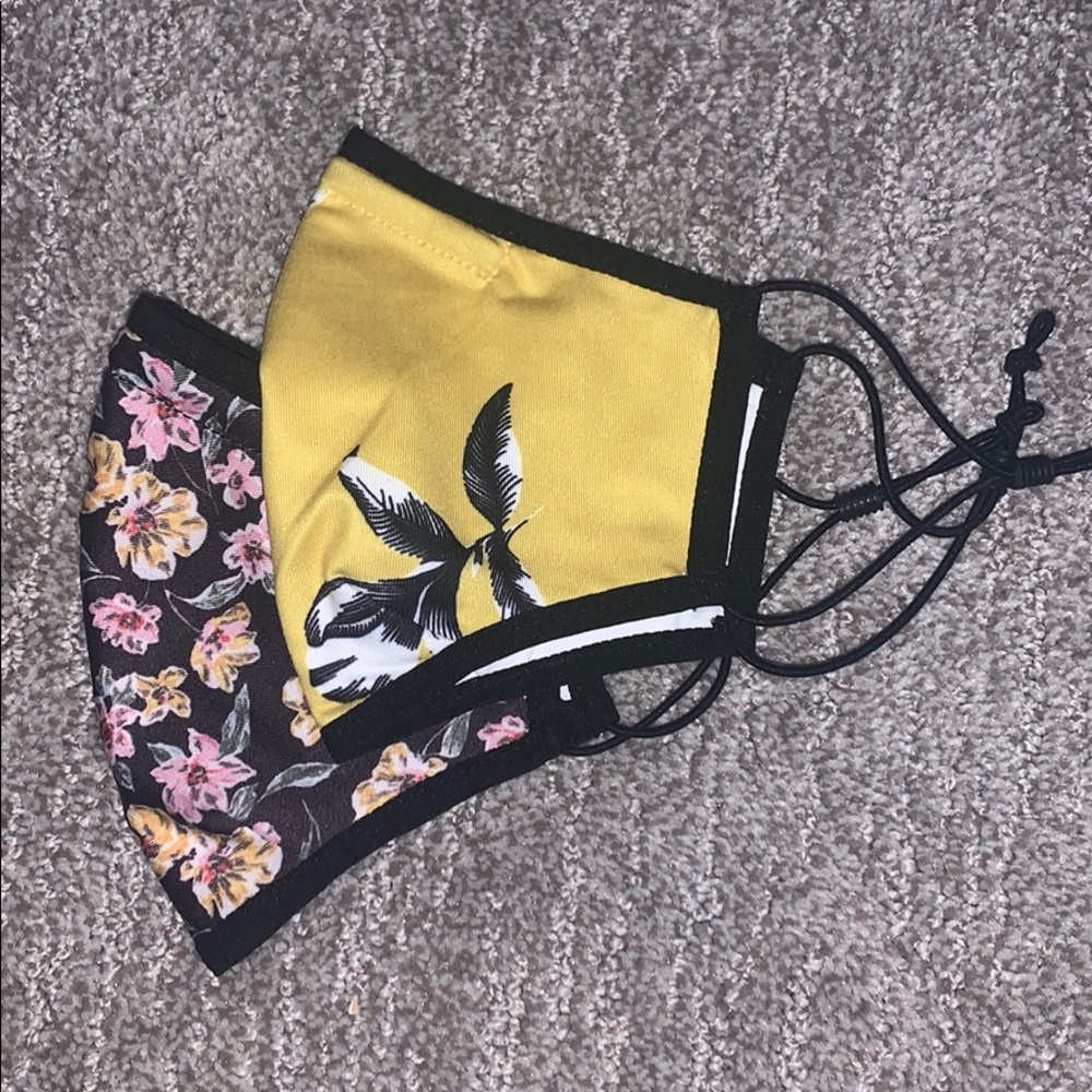 Banana Republic Mask Bundle of 2